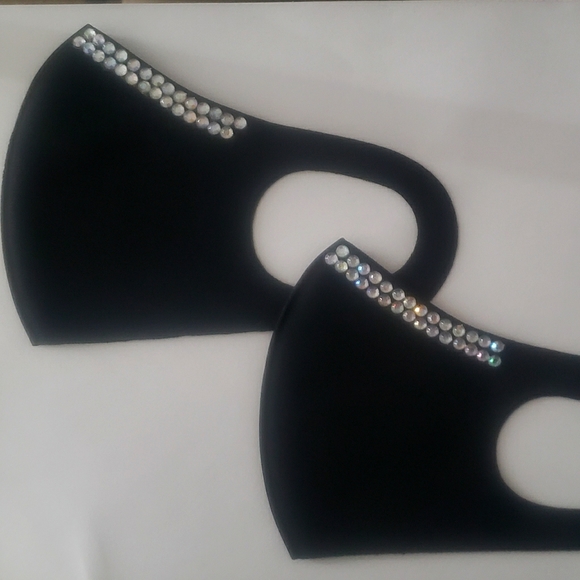 Rhinestones mask - Picture 1 of 3